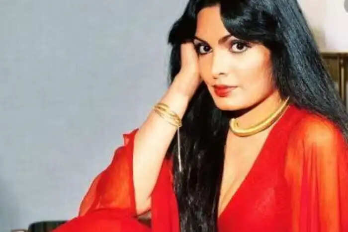 परवीन बाबी की प्रेम कहानी: प्यार में पागलपन की हदें