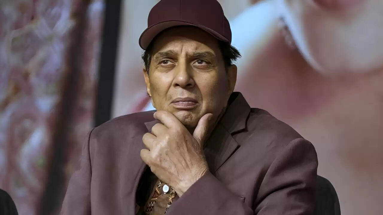 बॉलीवुड के दिग्गज धर्मेंद्र का निधन: एक युग का अंत