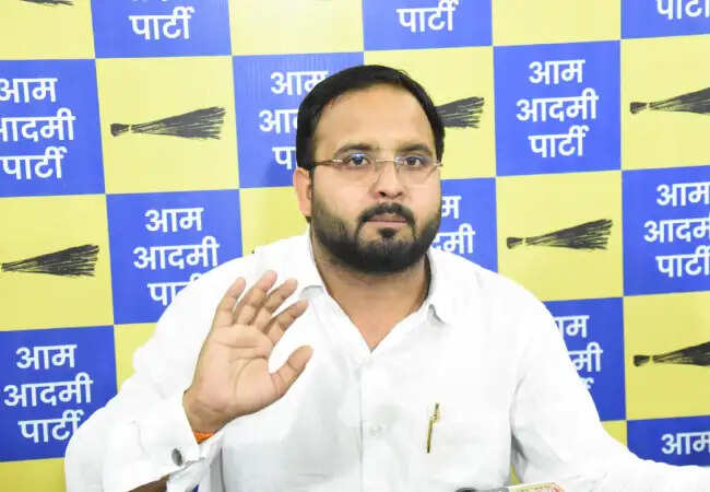 आम आदमी पार्टी ने SSC GD परीक्षा में धांधली पर भाजपा सरकार को घेरा