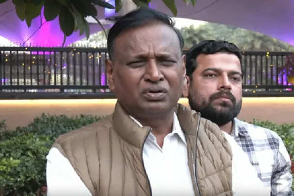 कांग्रेस नेता उदित राज ने आई-पैक पर उठाए सवाल, अमित शाह पर साधा निशाना