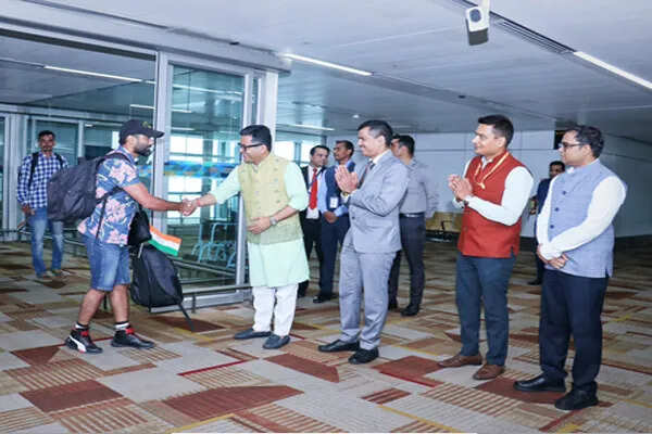 ऑपरेशन सिंधु: इजरायल से 161 भारतीय नागरिकों की सुरक्षित वापसी