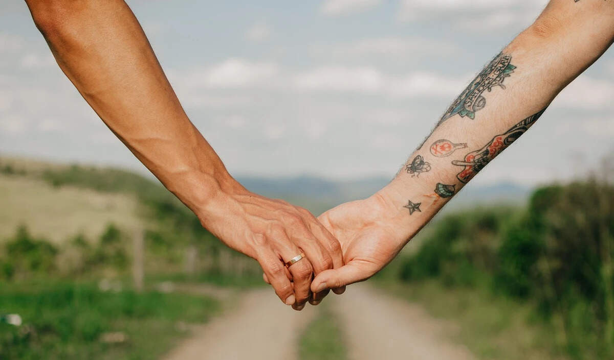 22 मार्च 2026 का प्रेम राशिफल: रोमांटिक माहौल की भविष्यवाणी