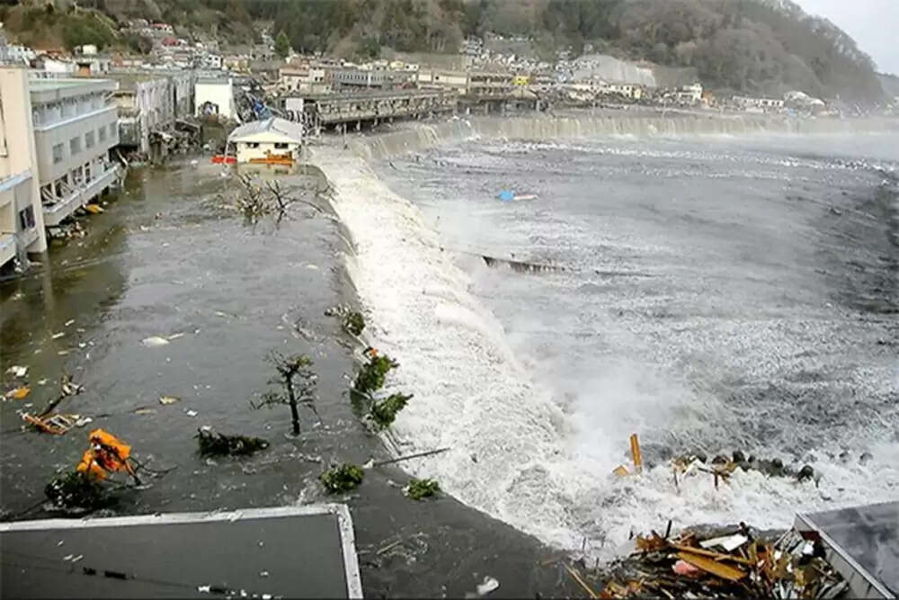 कामचटका में 7.4 तीव्रता का भूकंप, सुनामी चेतावनी जारी
