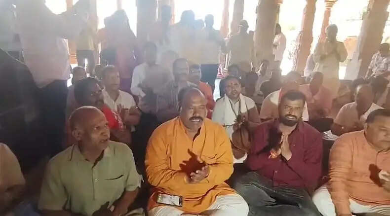 भोपाल में भोजशाला विवाद: कोर्ट के फैसले के बाद पहले शुक्रवार का उत्सव