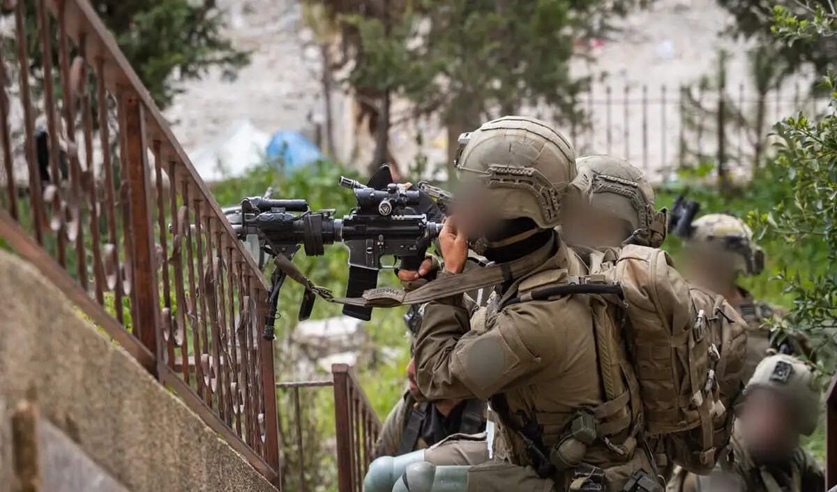 इजरायल ने लेबनान में हिजबुल्लाह के खिलाफ अभियान को तेज किया