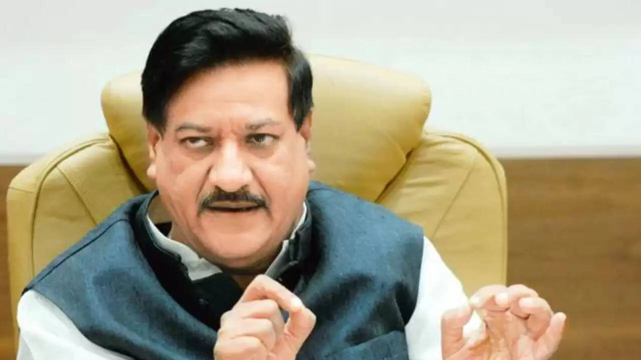 क्या कांग्रेस नेता पृथ्वीराज चव्हाण ने भारत को वेनेजुएला से जोड़ा? जानें विवाद की पूरी कहानी