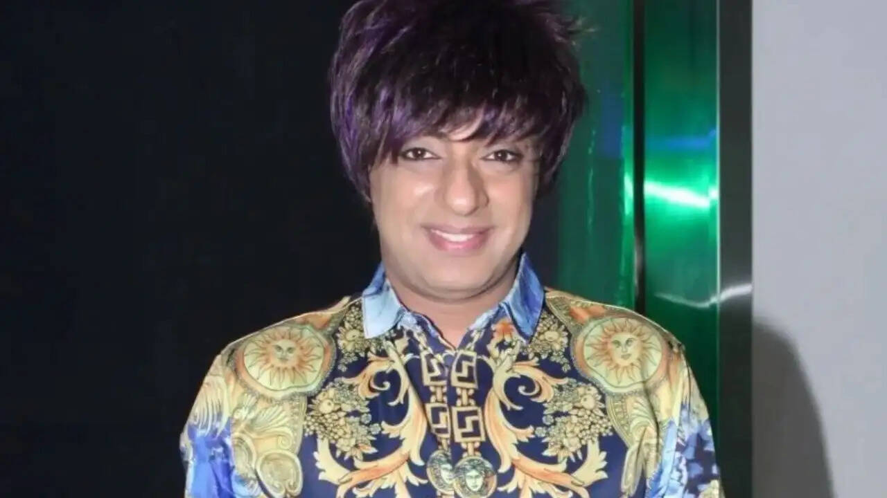 रोहित वर्मा का फैशन इंडस्ट्री पर विवादास्पद बयान