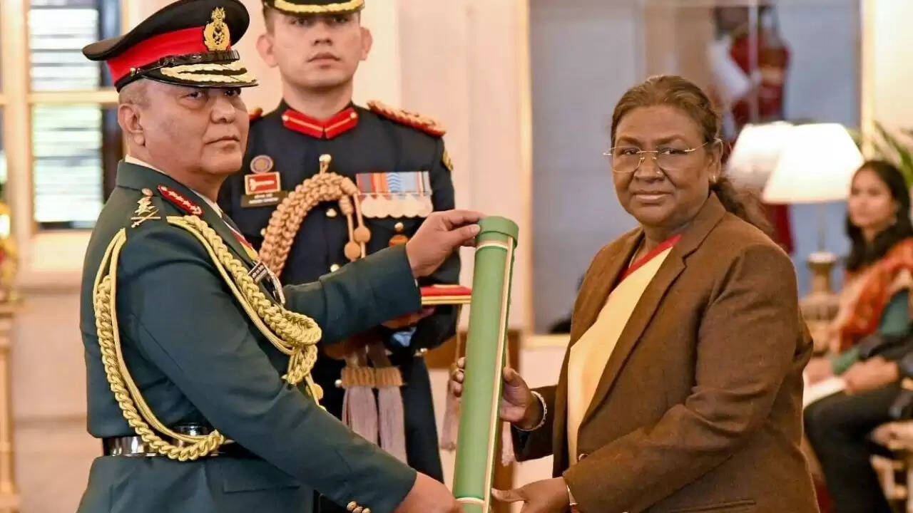 नेपाल में राजनीतिक संकट: सेना ने स्थिति को संभालने की ली जिम्मेदारी