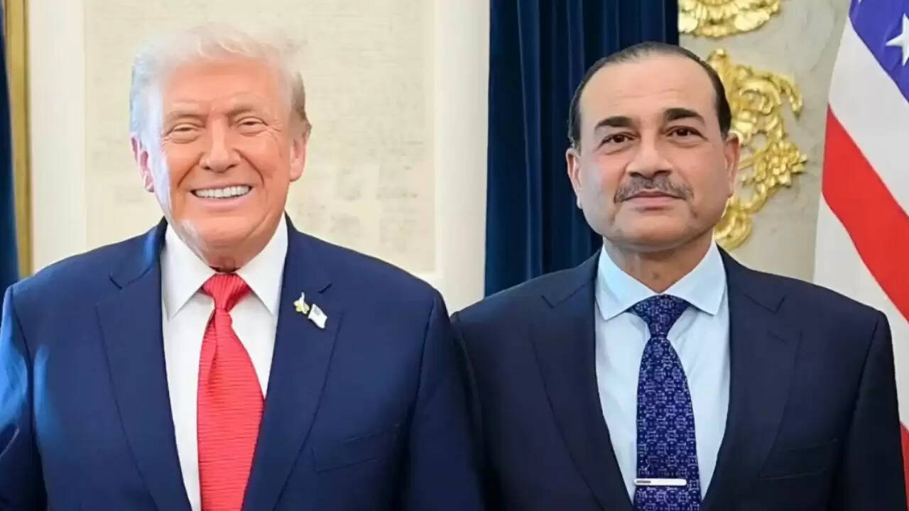 ईरान ने अमेरिका से बातचीत से किया इनकार, पाकिस्तान के आर्मी चीफ ने ट्रंप से की चर्चा