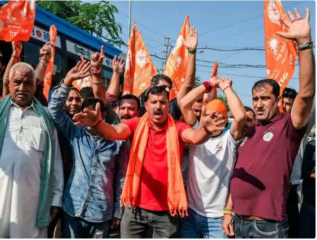 भाजपा विधायकों ने जम्मू-कश्मीर में मेडिकल कॉलेज की एडमिशन लिस्ट पर उठाए सवाल