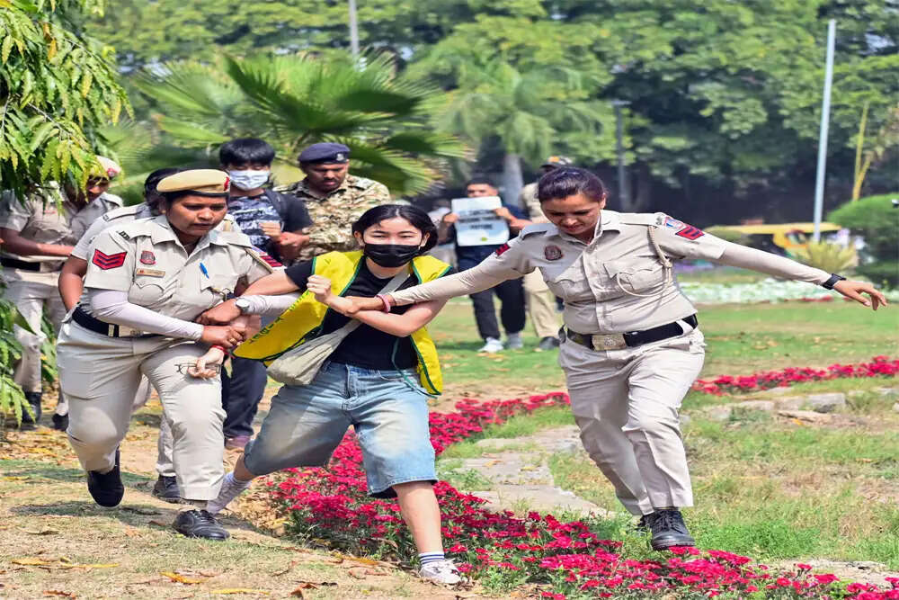 जेनरेशन जी: युवा आक्रोश और राजनीतिक प्रभाव