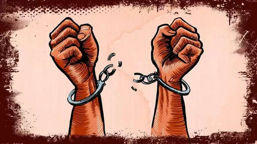 कड़वे अनुभवों से सीखकर जीवन को कैसे मजबूत बनाएं