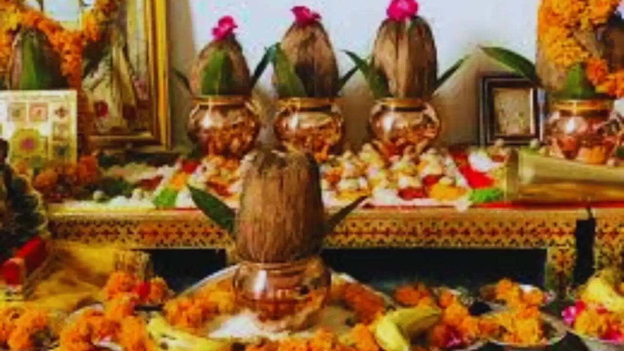 नववर्ष में नवग्रहों की कृपा पाने के लिए दान के महत्वपूर्ण उपाय