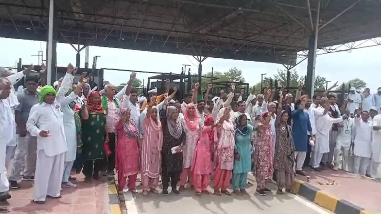 हरियाणा में जीवन हत्या मामले के खिलाफ किसानों का प्रदर्शन, 7 टोल तीन घंटे तक बंद