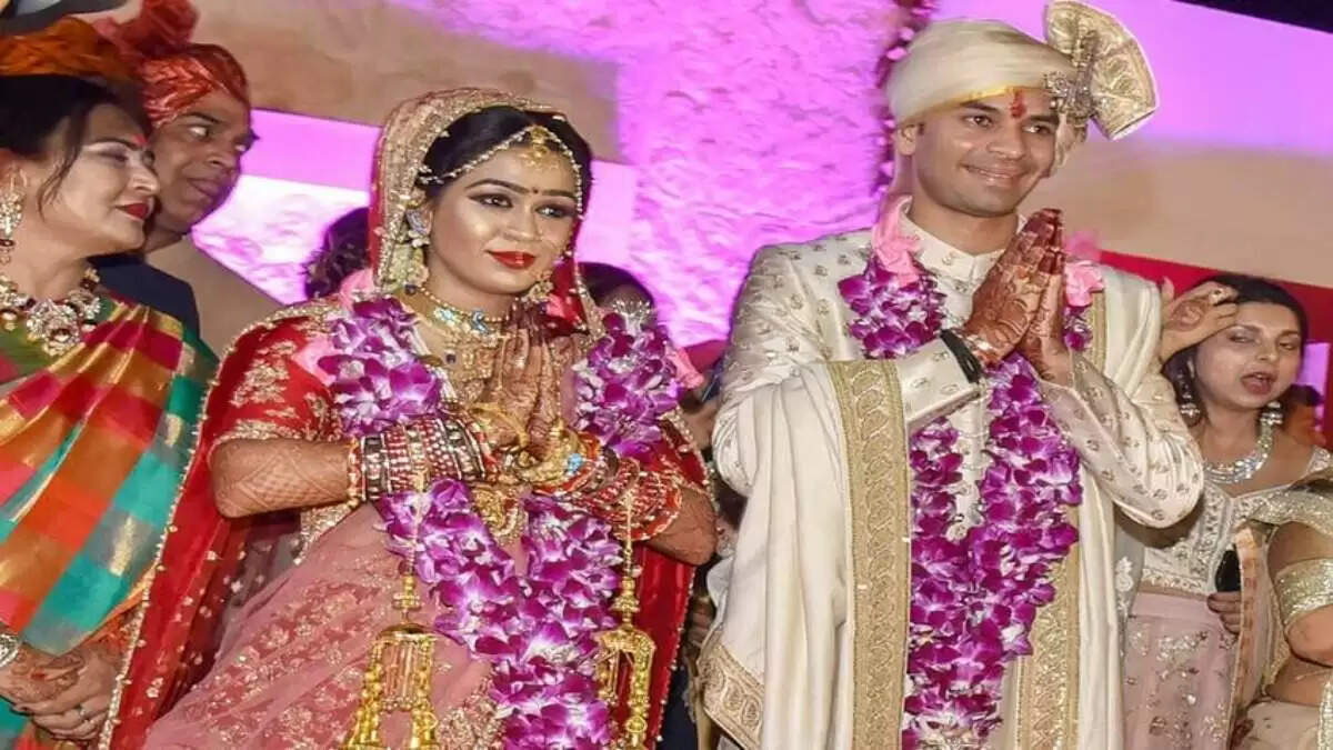 तेज प्रताप यादव और ऐश्वर्या राय का तलाक मामला: कोर्ट में पेशी और समय की मांग