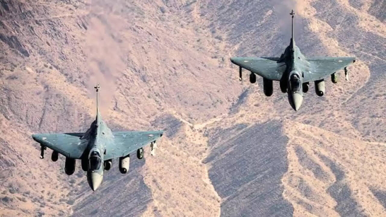 Tejas Mark-1A जेट्स: भारत का नया रक्षा सौदा, वायुसेना को मिलेगी नई ताकत