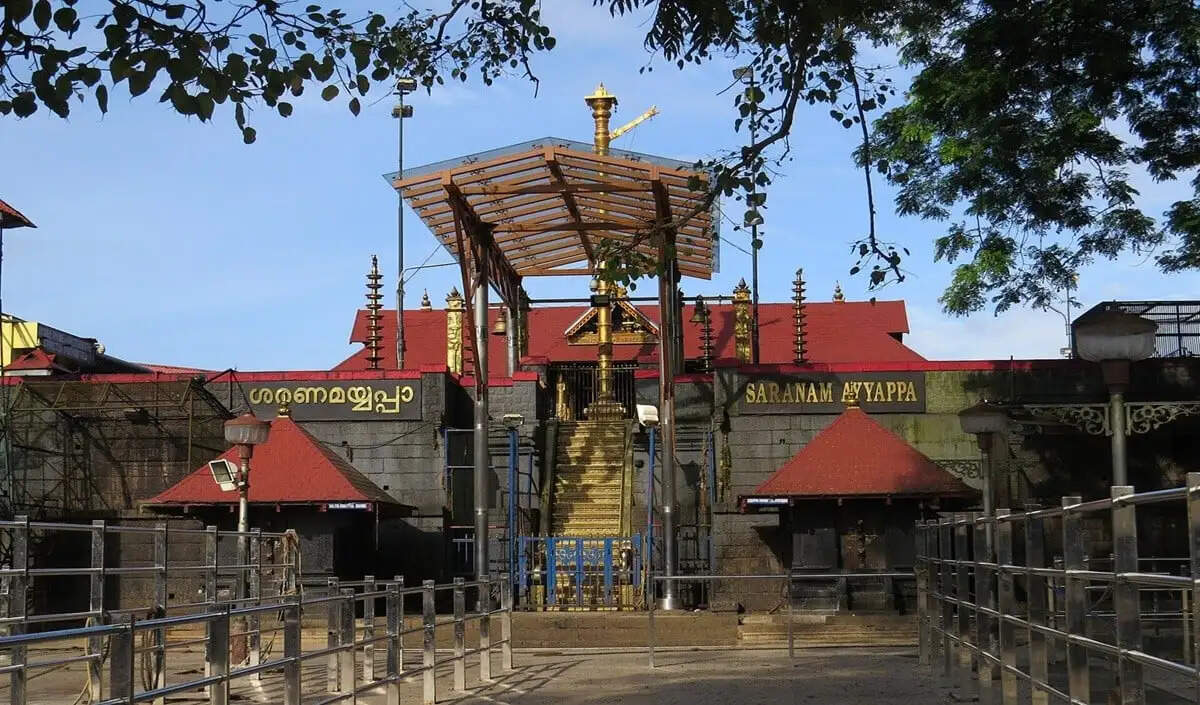 भारत के 5 मंदिर जहां महिलाओं का प्रवेश वर्जित