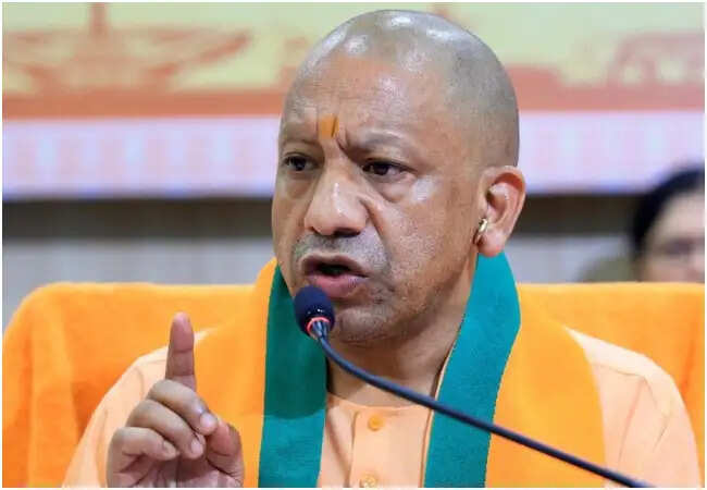 योगी आदित्यनाथ ने कुशीनगर में 278 विकास परियोजनाओं का उद्घाटन किया