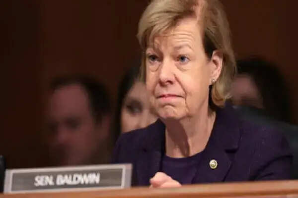 अमेरिका में चीनी ऑटो कंपनियों के खिलाफ डेमोक्रेट्स की चेतावनी