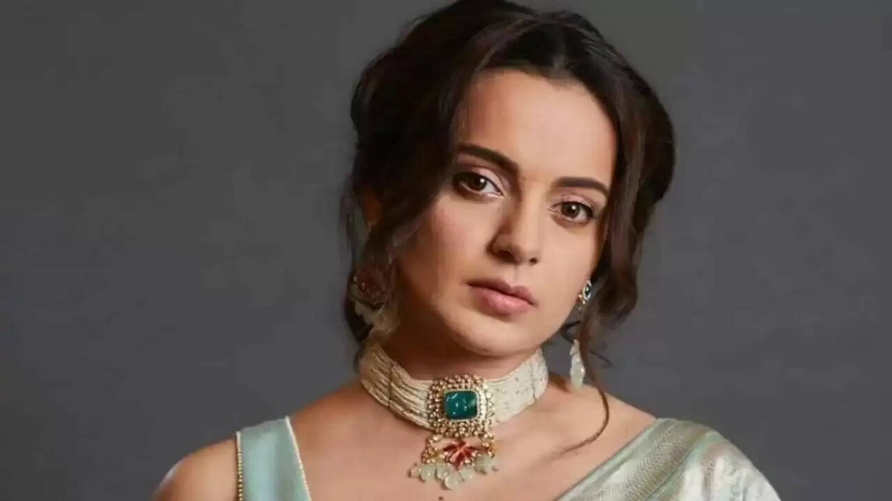 कंगना रनौत को सुप्रीम कोर्ट से मिला बड़ा झटका, किसानों के मामले में याचिका हुई वापस