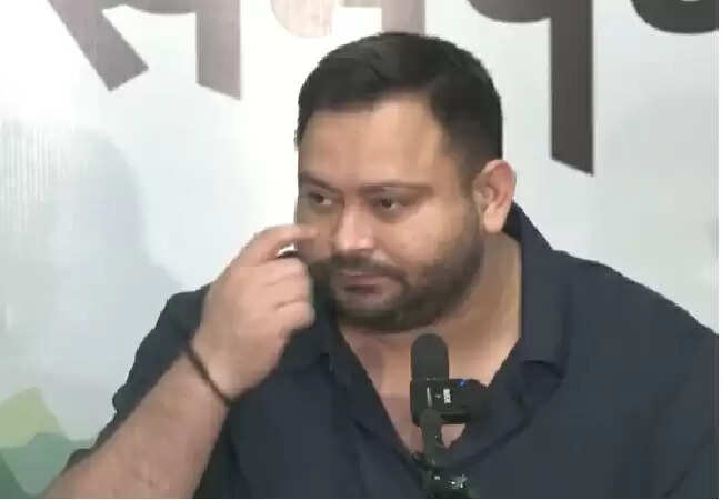 तेजस्वी यादव का बड़ा बयान: वोटर लिस्ट से नाम हटने पर चिंता