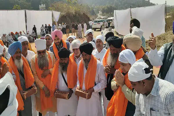 बाबा बंदा सिंह बहादुर मेमोरियल का निर्माण सेवा का शुभारंभ