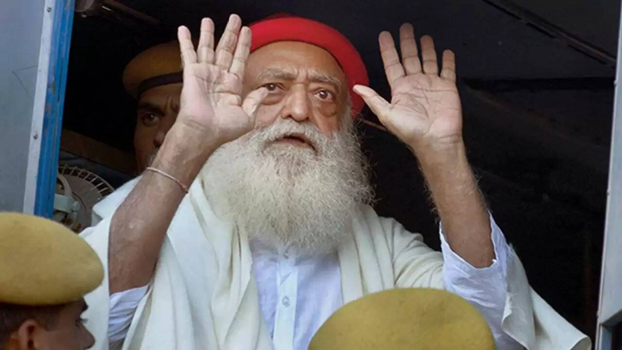 आसाराम बापू को मिली अस्थायी राहत, जमानत अवधि बढ़ाई गई