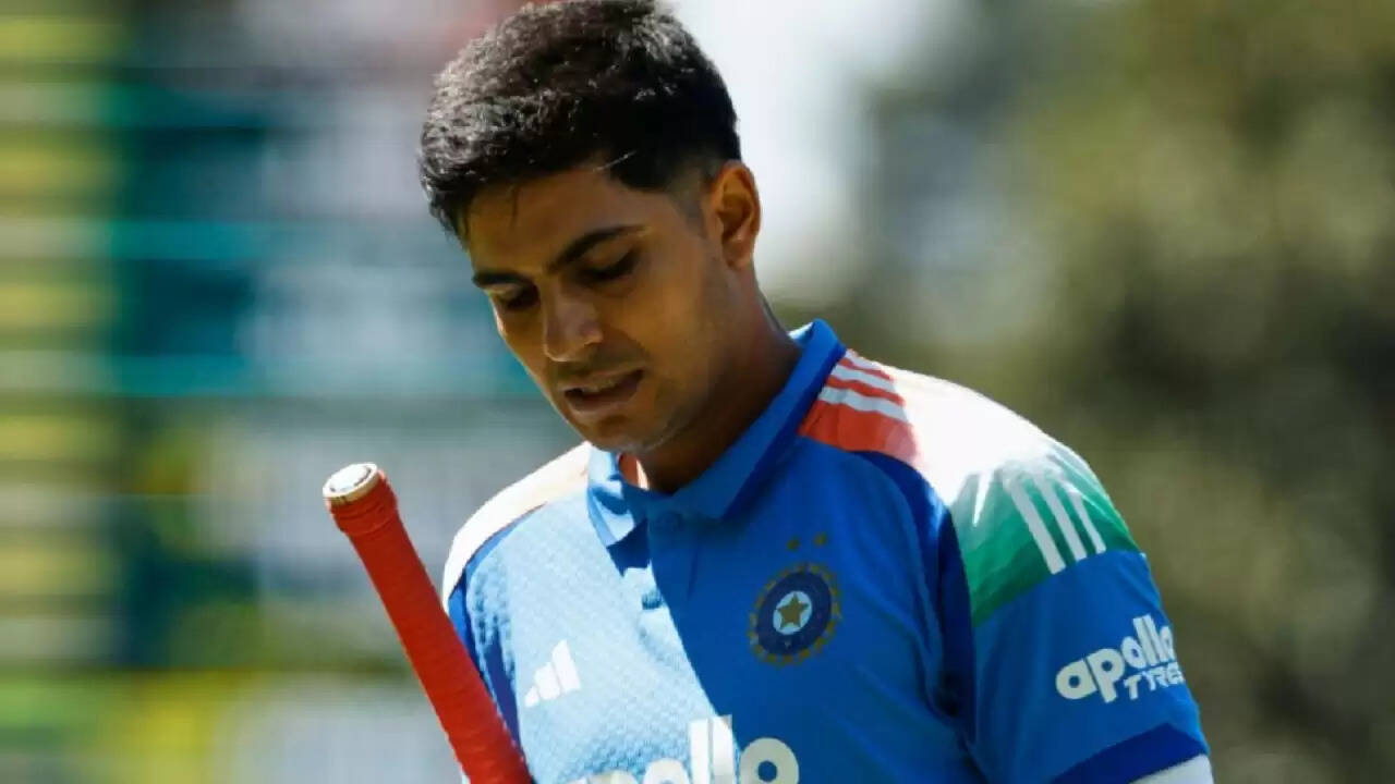 शुभमन गिल को टी-20 विश्व कप टीम से बाहर किया गया