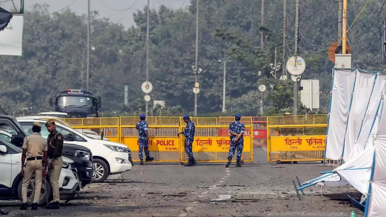 लाल किले में धमाके की जांच में एनआईए को मिली बड़ी सफलता, दो संदिग्धों की गिरफ्तारी