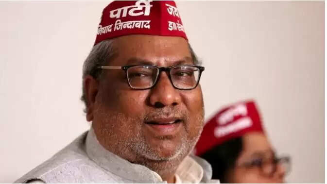 नीतीश कुमार के हिजाब खींचने पर संजय निषाद का विवादित बयान