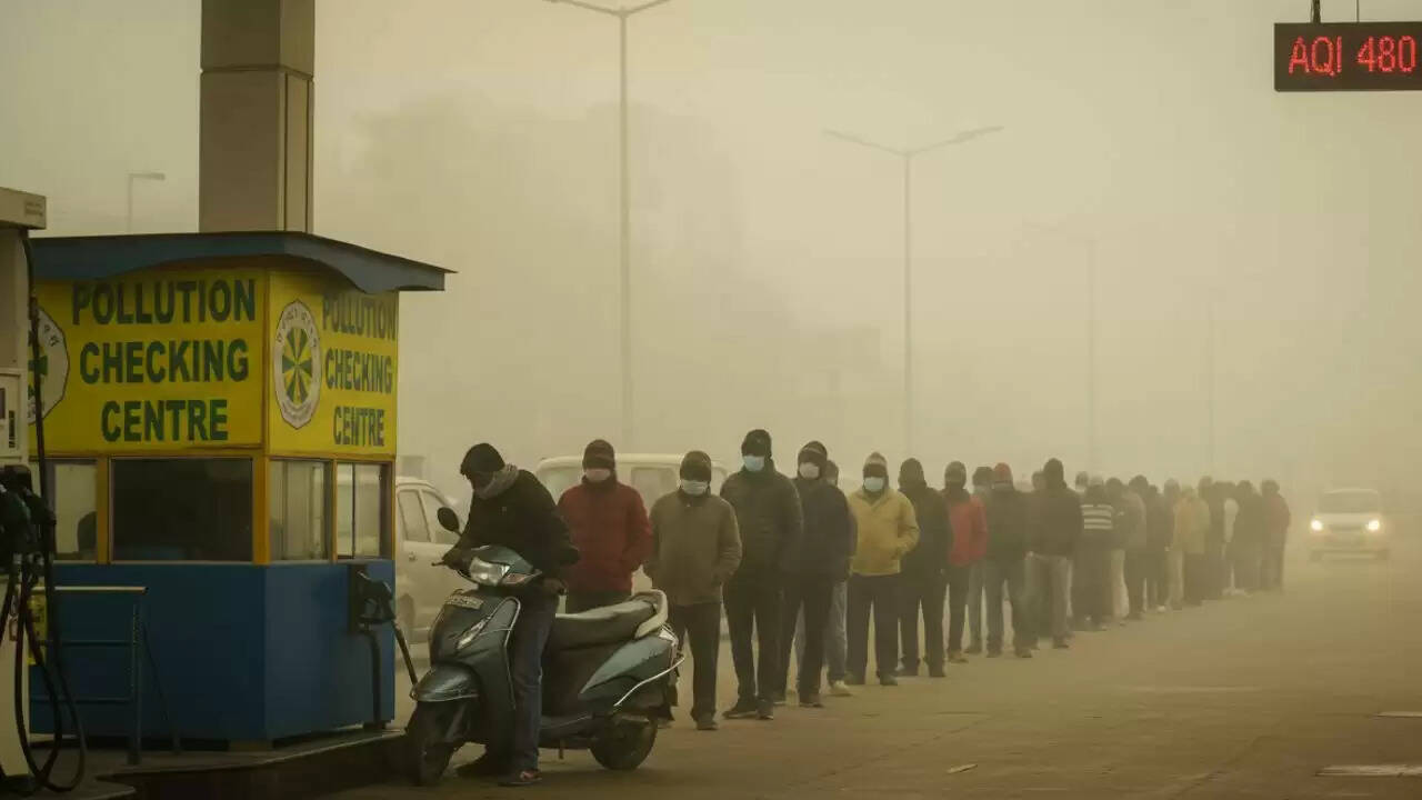 दिल्ली में PUC सर्टिफिकेट अनिवार्य, प्रदूषण नियंत्रण के लिए नए नियम