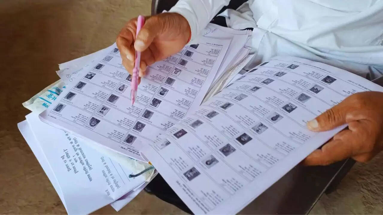 बिहार में संशोधित मतदाता सूची का पहला ड्राफ्ट जारी