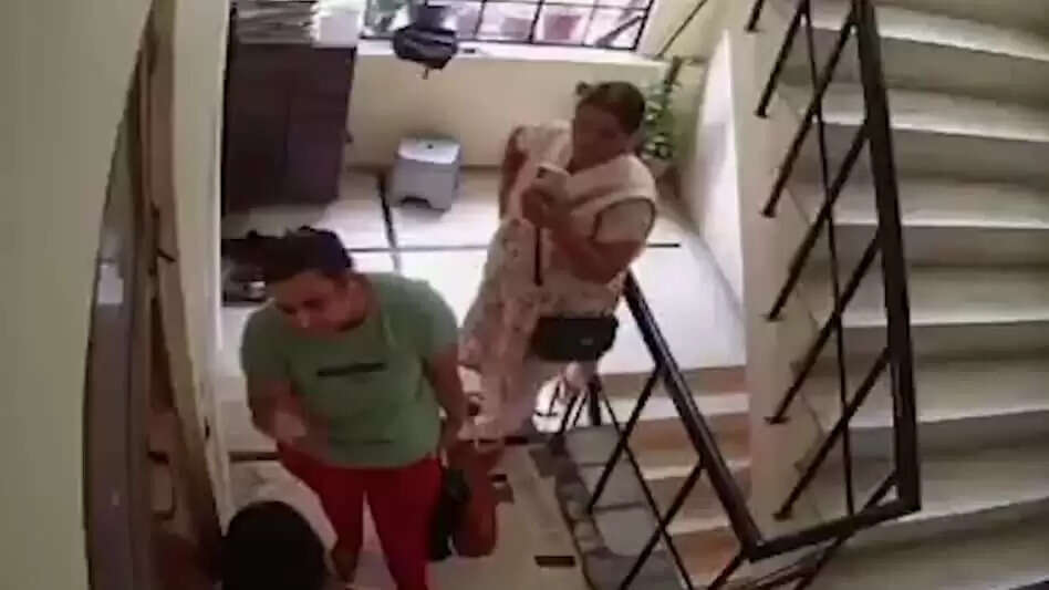 गाजियाबाद में सॉफ्टवेयर इंजीनियर बहू की सास पर हमला, मामला वायरल
