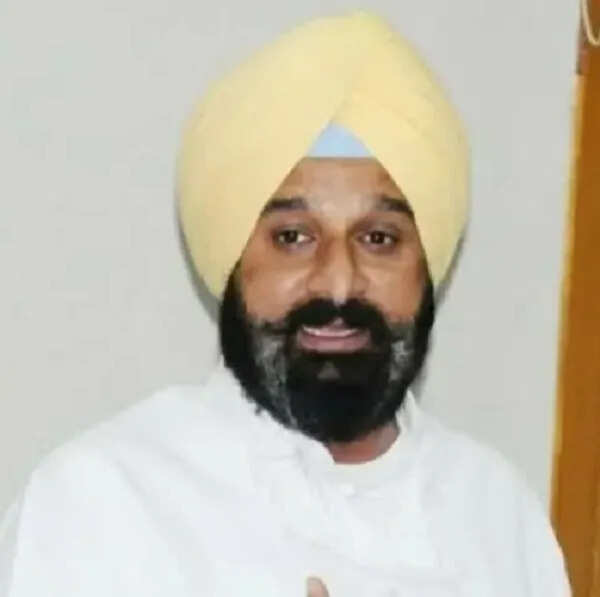 मोहाली अदालत ने बिक्रम मजीठिया की जमानत याचिका खारिज की