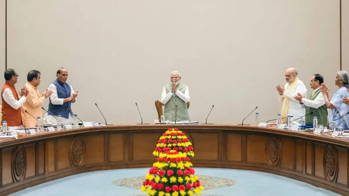अहमदाबाद मेट्रो रेल प्रोजेक्ट के विस्तार को मिली मंजूरी, मोदी सरकार का 12 साल का जश्न