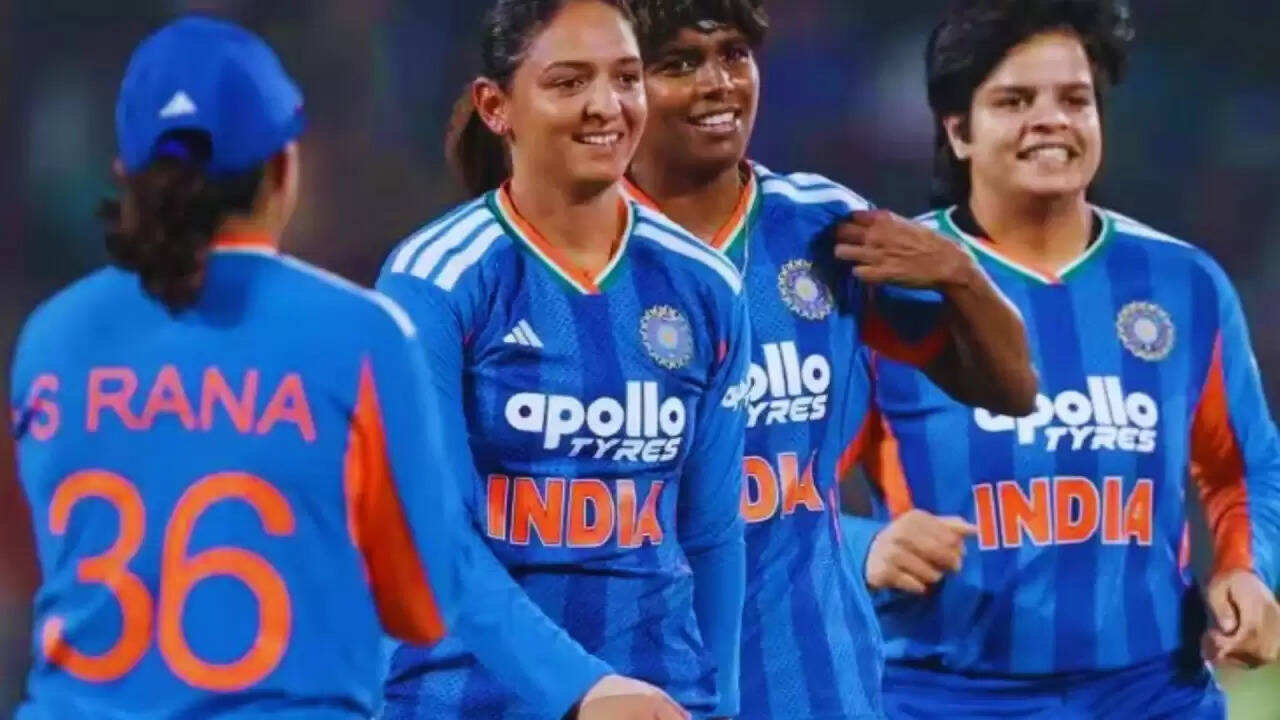 भारतीय महिला क्रिकेट टीम ने श्रीलंका को हराकर सीरीज में किया क्लीन स्वीप