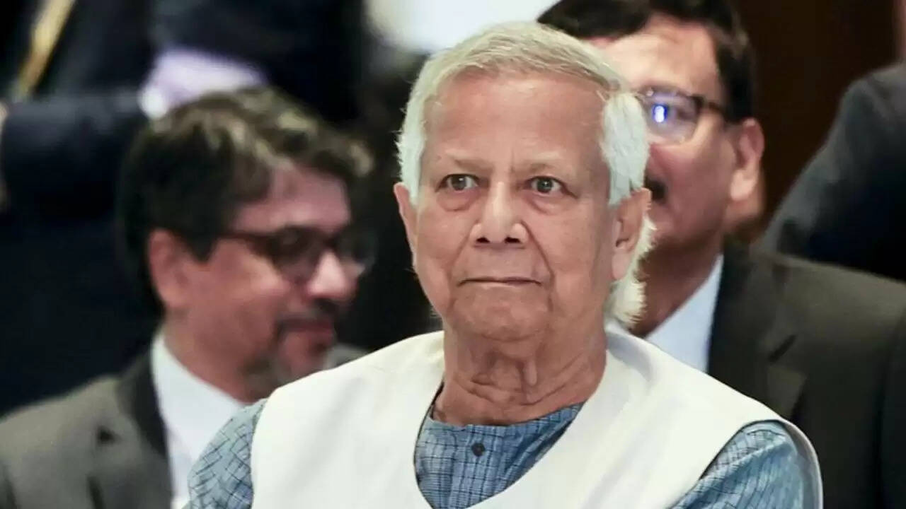 भारत ने बांग्लादेश के न्यूज चैनलों पर कसा शिकंजा, क्या है वजह?