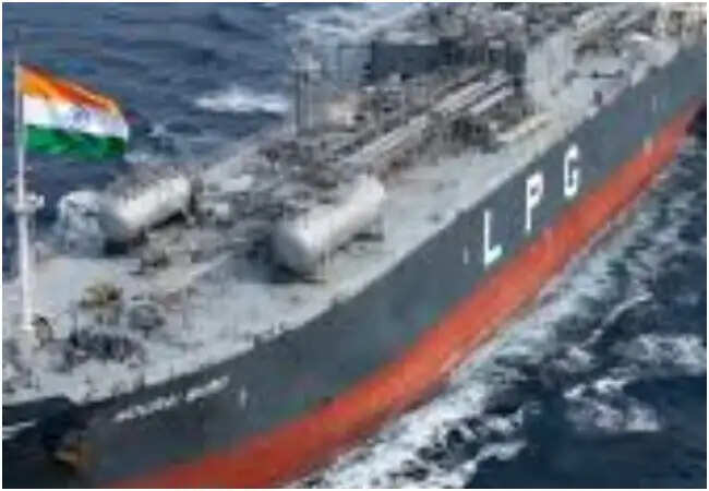 सरकार का बड़ा कदम: विशाखापत्तनम पोर्ट पर पहुंचेगा LPG टैंकर