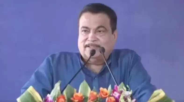 नितिन गडकरी ने धन के केंद्रीकरण पर जताई चिंता, ग्रामीण विकास की आवश्यकता पर जोर