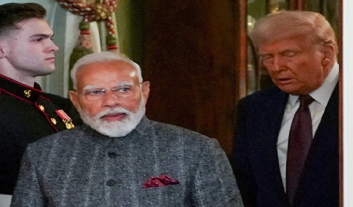 पाकिस्तान में भूकंप और ट्रंप का परमाणु परीक्षण का खुलासा