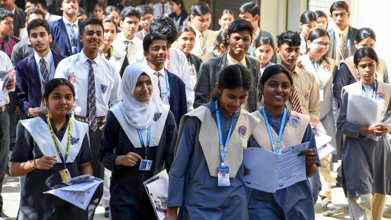 सीबीएसई कक्षा 10 के परिणाम की तारीख और चेक करने की प्रक्रिया