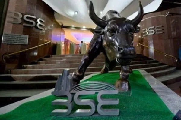 भारतीय शेयर बाजार में तेजी, बैंकिंग शेयरों में बढ़त