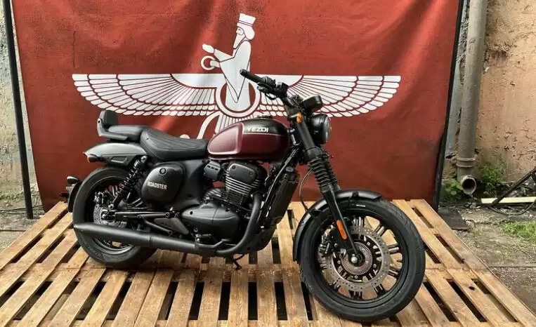 Yezdi Roadster 2025: नई तकनीक और कस्टमाइजेशन के साथ बाईक का नया अवतार