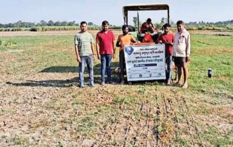जलवायु अनुकूल कृषि कार्यक्रम के तहत किसानो ने शुरू की गेहूं की उन्नत प्रभेद की खेती