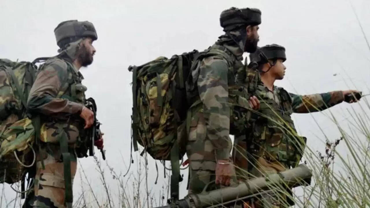 जम्मू-कश्मीर में उरी सेक्टर में संदिग्ध गतिविधियों पर भारतीय सैनिकों की कार्रवाई
