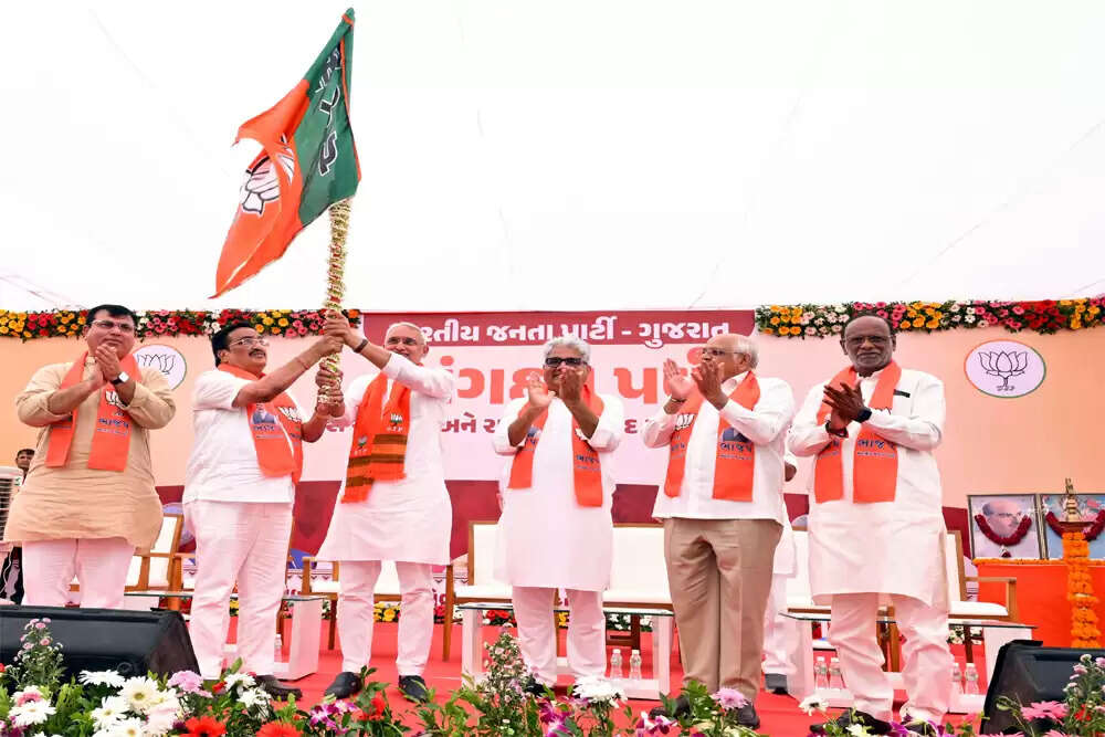 गुजरात में भाजपा ने जगदीश विश्वकर्मा को बनाया प्रदेश अध्यक्ष, उत्तर प्रदेश में नई नियुक्तियों की चर्चा
