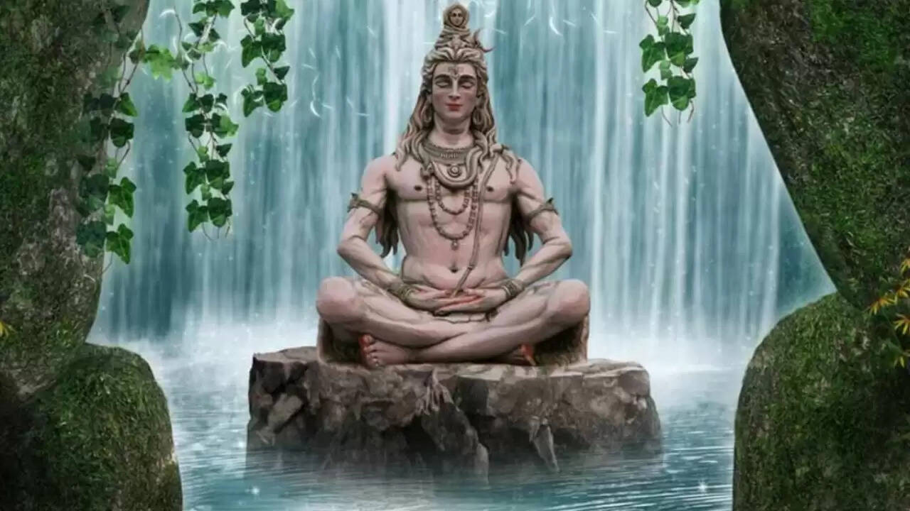 सावन का महीना: शिव भक्ति का अद्भुत समय और कांवड़ यात्रा का महत्व