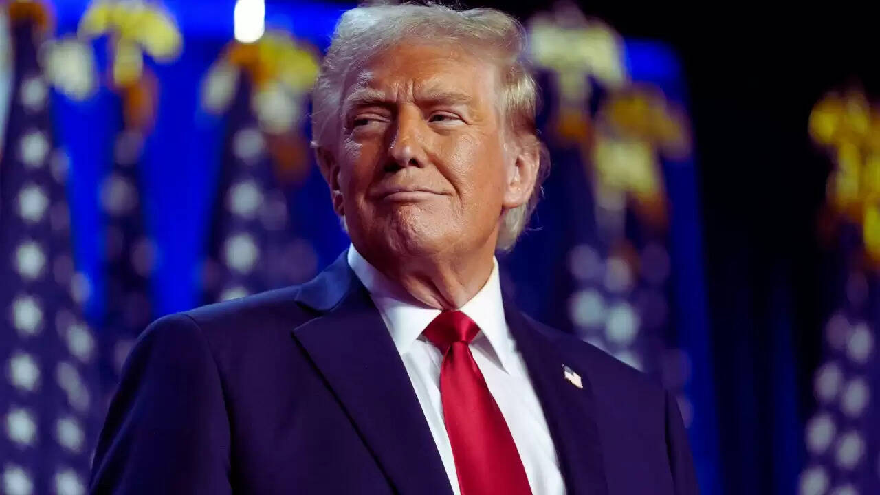 अमेरिकी सुप्रीम कोर्ट में ट्रंप की टैरिफ नीति पर सुनवाई टली: वैश्विक व्यापार पर असर