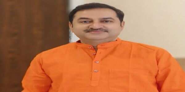 चांपदानी में 300 गरीब परिवारों को दिए गए पक्के मकान