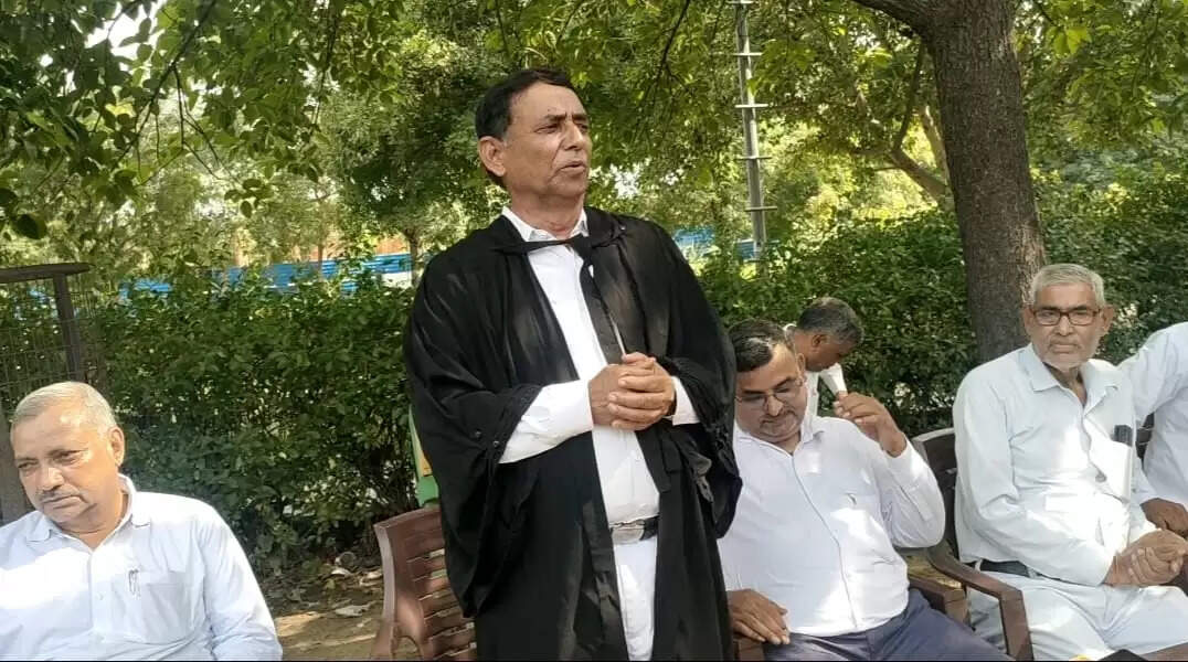 कानपुर देहात न्यायालय के 13वें स्थापना दिवस पर अधिवक्ताओं की चिंताएं